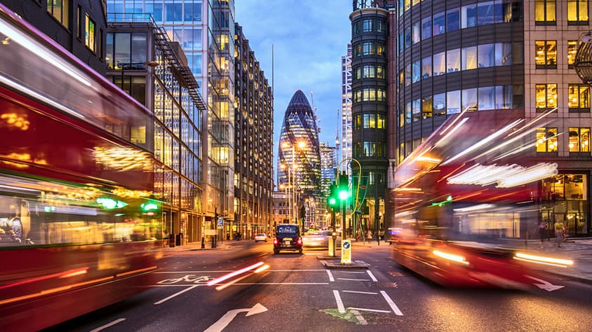 INGLATERRA Y PAISES BAJOS ESENCIAL 2026